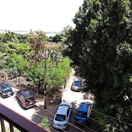 Panorama Apartment With A Charming View Of Cairo International Airport All The Apt For You With Free Airport Pick Up Or Drop Off Limousine شقة بانوراما بإطلالة ساحرة على مطار القاهرة الدولي Esterno foto