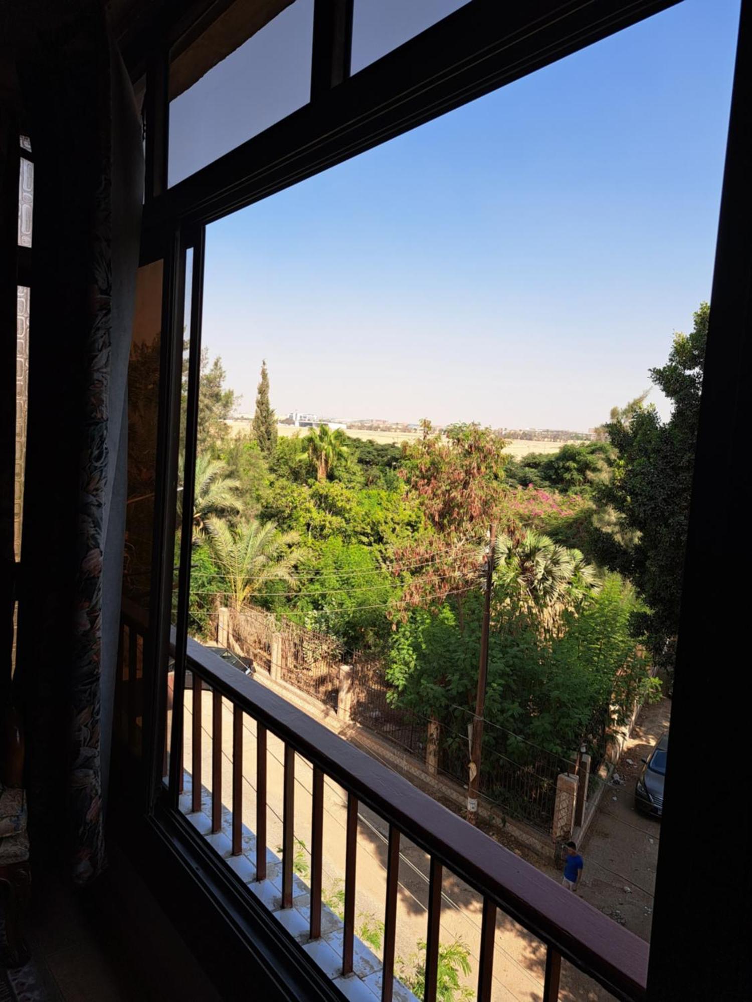 Panorama Apartment With A Charming View Of Cairo International Airport All The Apt For You With Free Airport Pick Up Or Drop Off Limousine شقة بانوراما بإطلالة ساحرة على مطار القاهرة الدولي Esterno foto