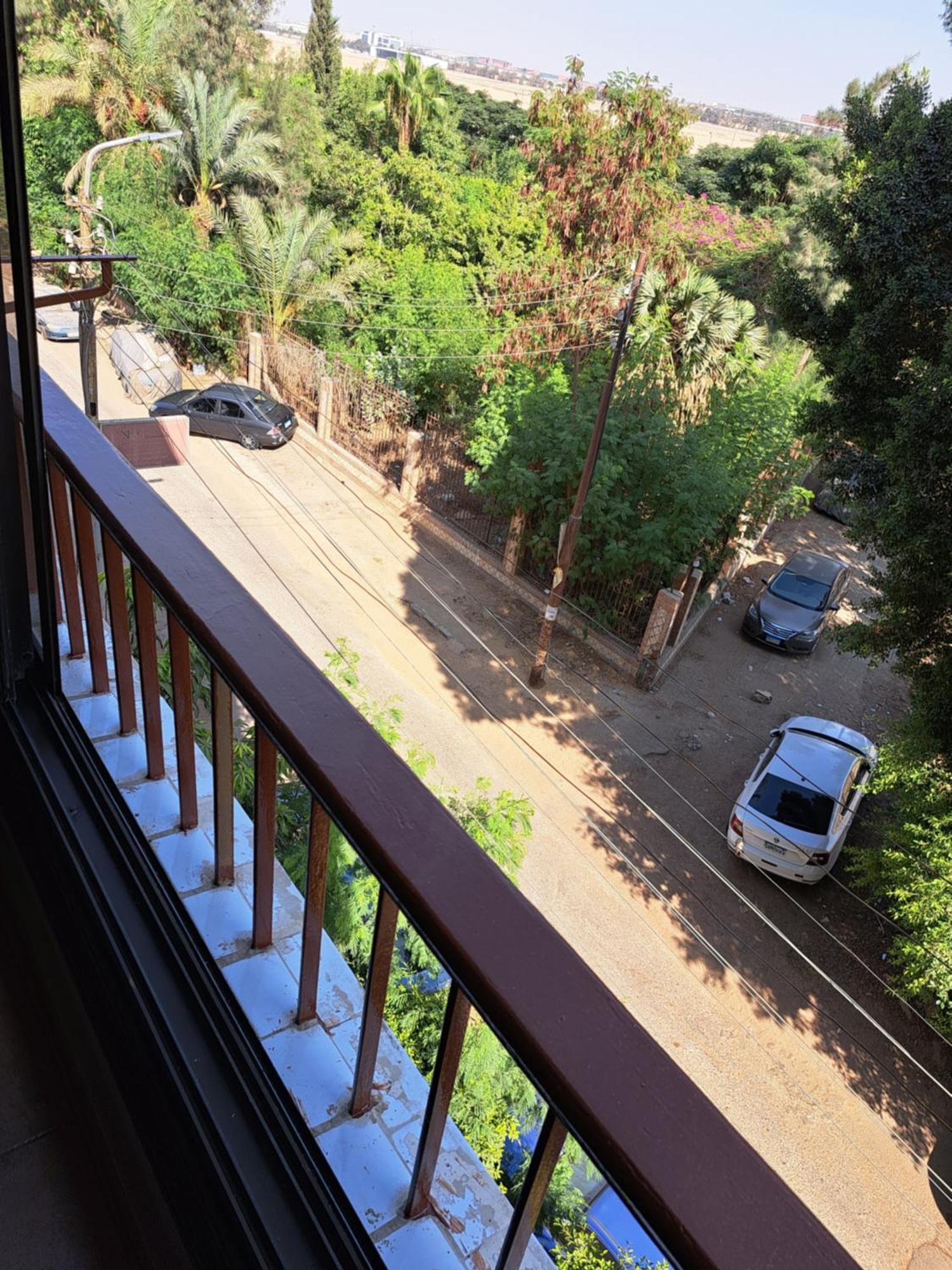 Panorama Apartment With A Charming View Of Cairo International Airport All The Apt For You With Free Airport Pick Up Or Drop Off Limousine شقة بانوراما بإطلالة ساحرة على مطار القاهرة الدولي Esterno foto