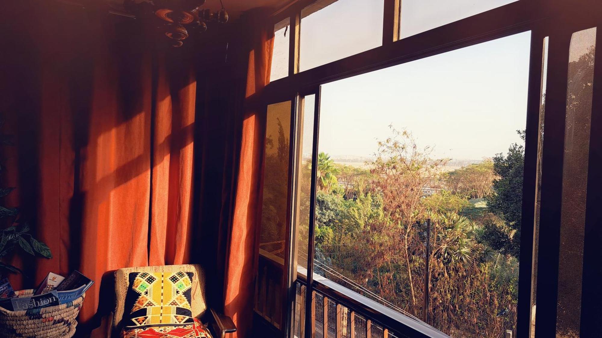 Panorama Apartment With A Charming View Of Cairo International Airport All The Apt For You With Free Airport Pick Up Or Drop Off Limousine شقة بانوراما بإطلالة ساحرة على مطار القاهرة الدولي Esterno foto