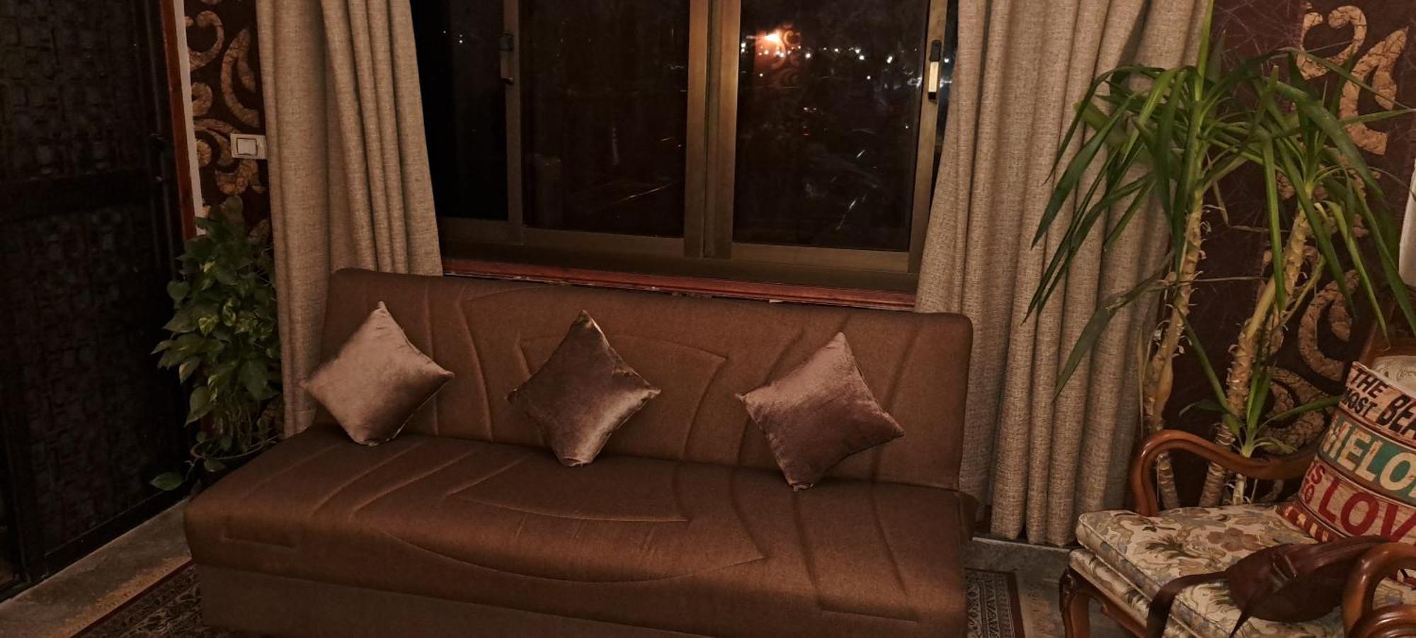 Panorama Apartment With A Charming View Of Cairo International Airport All The Apt For You With Free Airport Pick Up Or Drop Off Limousine شقة بانوراما بإطلالة ساحرة على مطار القاهرة الدولي Esterno foto